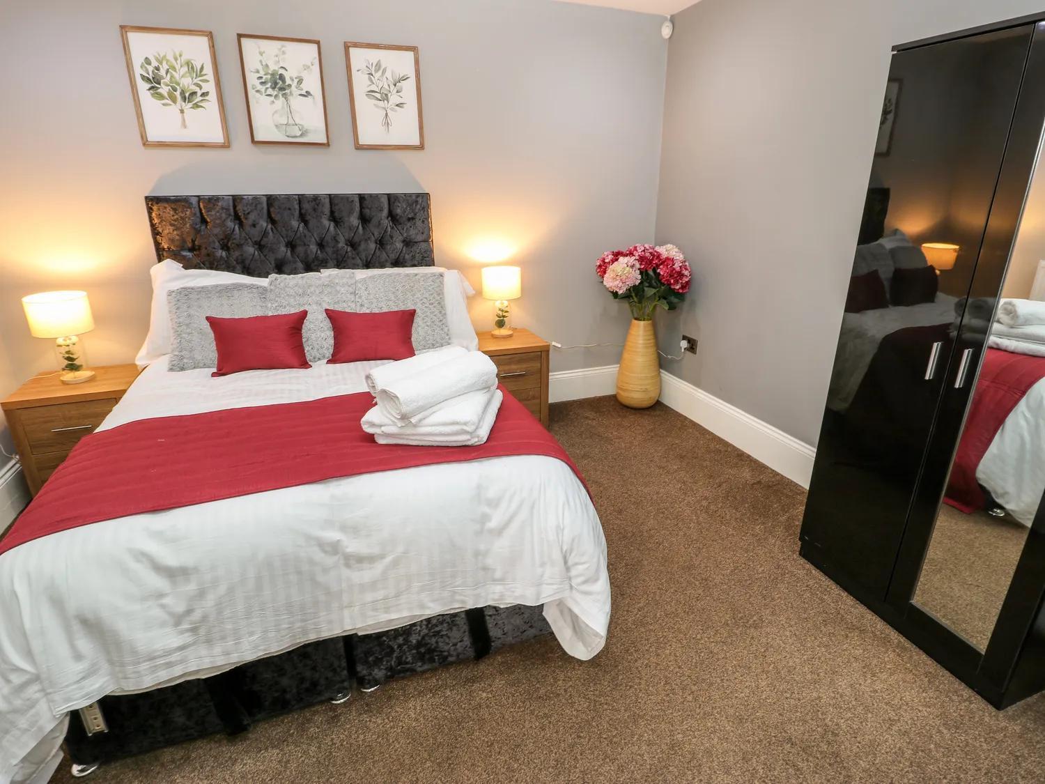 ويكفيلد St John'S North Hotel Apartments المظهر الخارجي الصورة